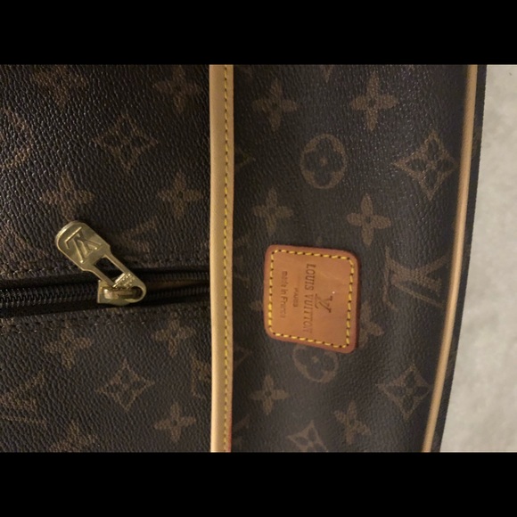 1970’s VINTAGE LUIS VUITTON AUTHENTIC GARMENT BAG - Picture 11 of 13